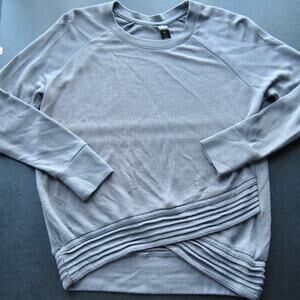 Yogalicious Small Gray Long sleeve Shirt